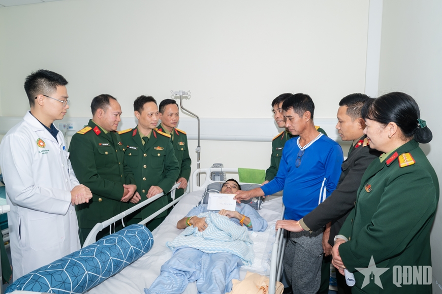 Military Political Academy supports international cadets undergoing medical treatment